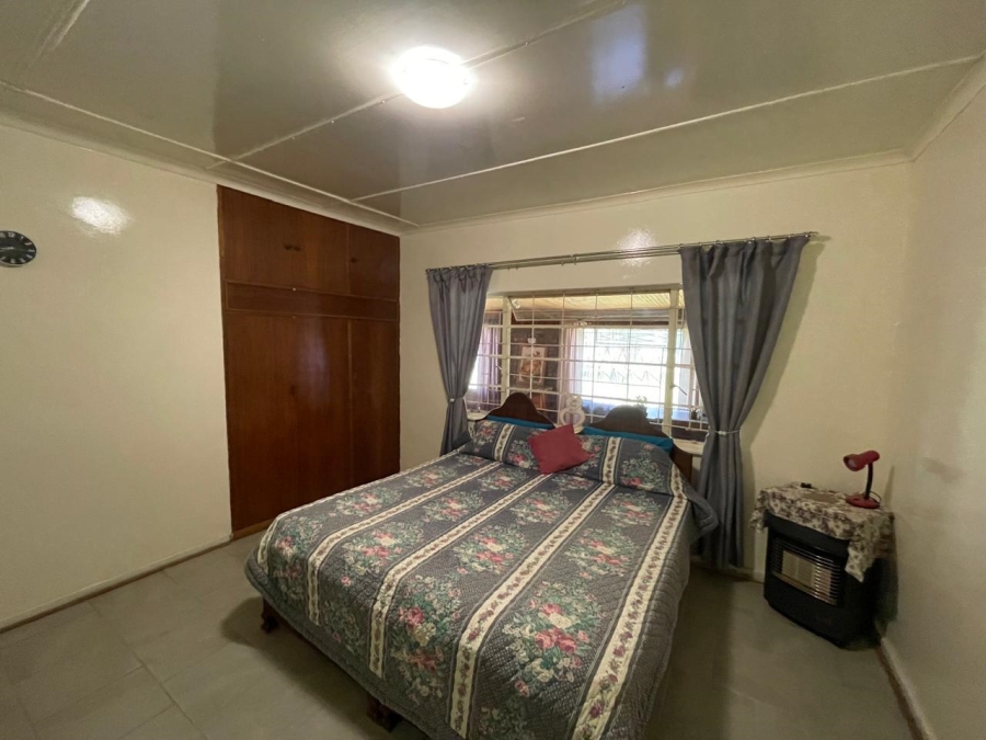 6 Bedroom Property for Sale in Bloemhof Rural North West